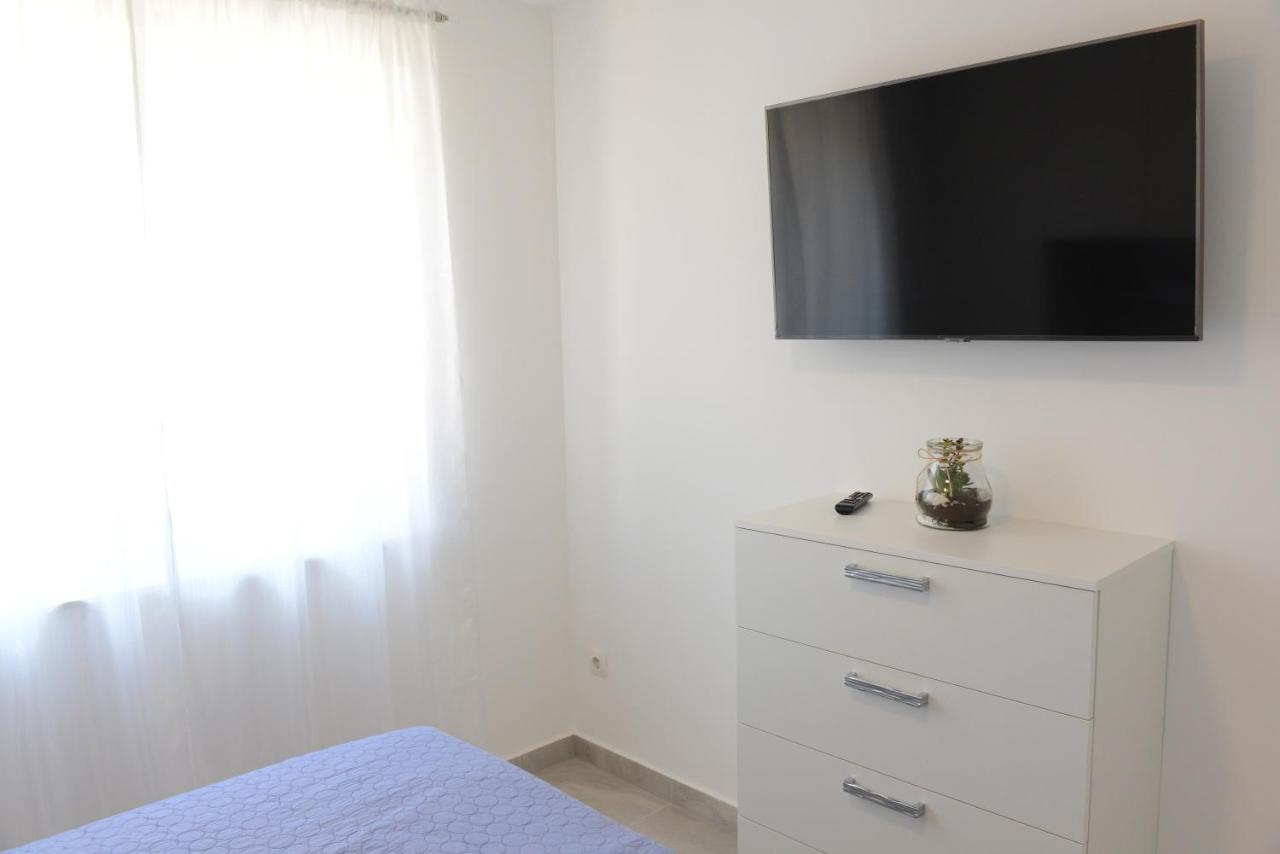 Apartman Milena Solin Luaran gambar