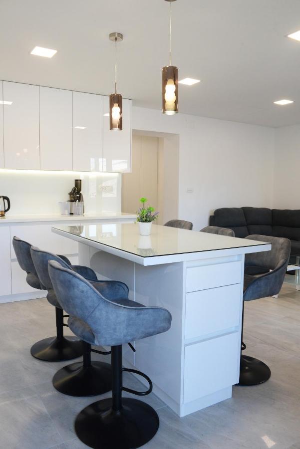 Apartman Milena Solin Luaran gambar