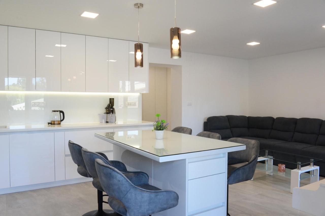 Apartman Milena Solin Luaran gambar