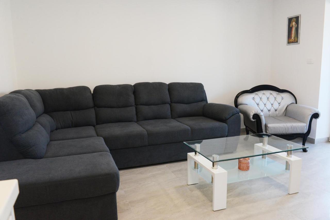 Apartman Milena Solin Luaran gambar